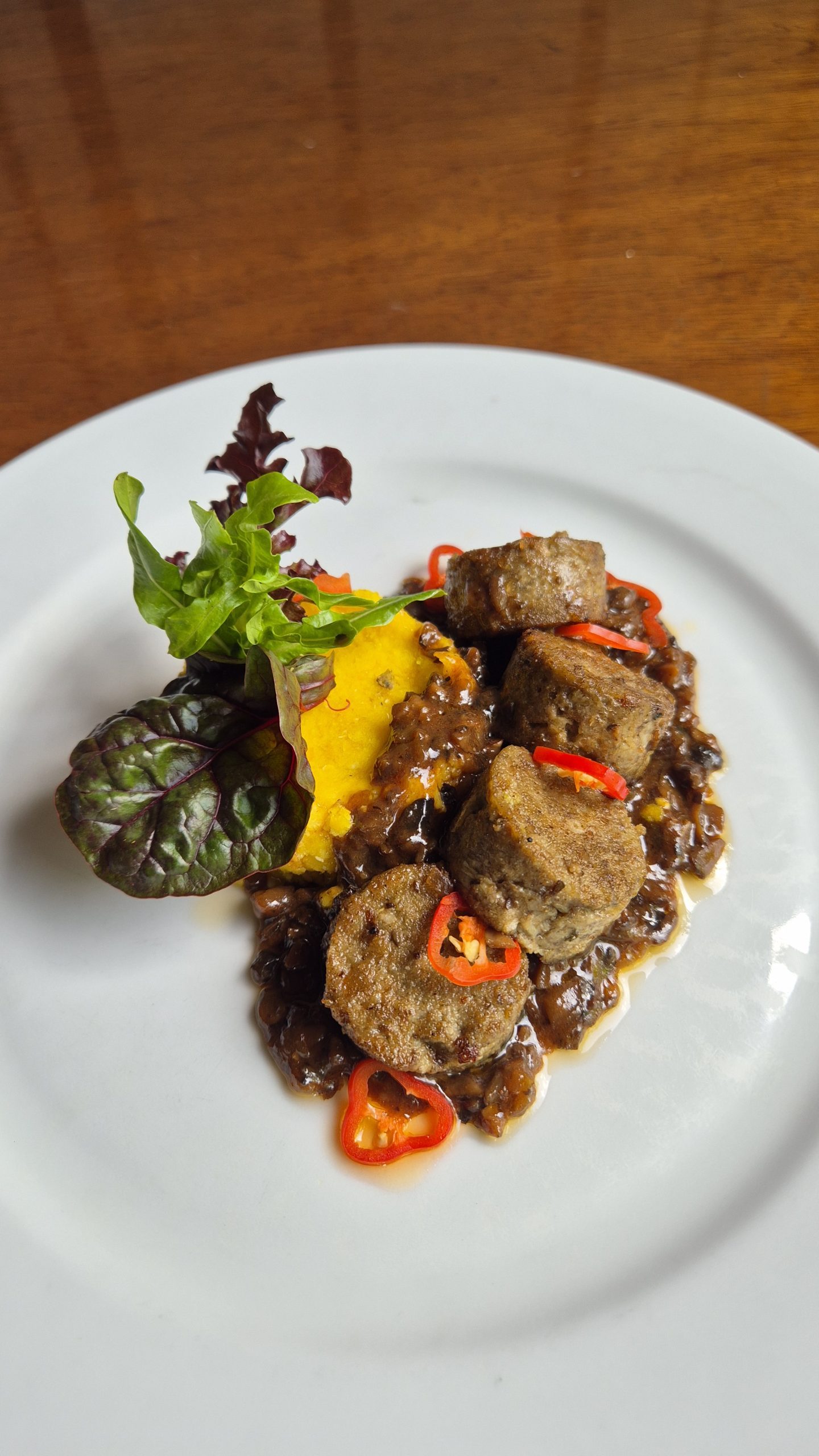 Pavé de luguminosas con cebollas ocañeras